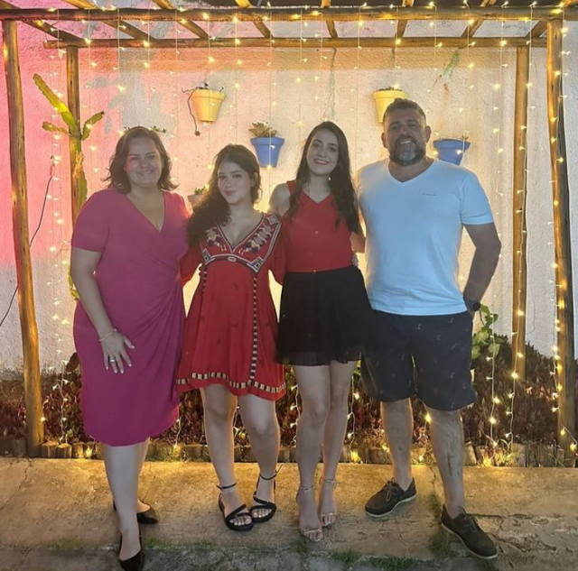 Manu Barros com sua família